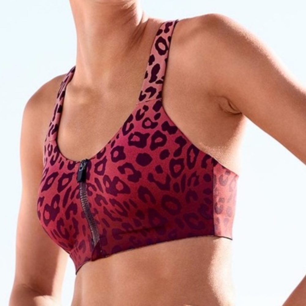 Victoria's Secret INCREDIBLE KNOCKOUT ULTRA MAX Size 34 D Sports bra HIGH IMPACT
